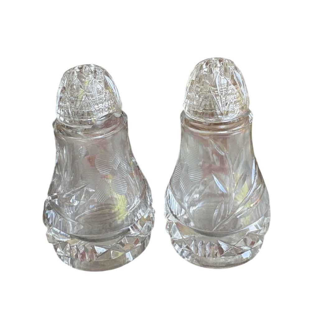 Antique McKee Glass Innovation Pattern 410 Salt Pepper Shakers & Lids Glass READ